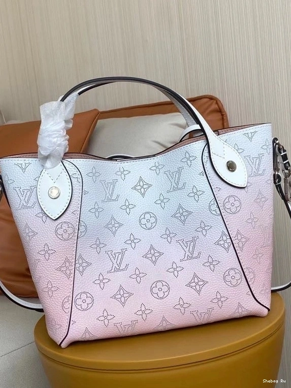 LOUIS VUITTON HINA PM 0803